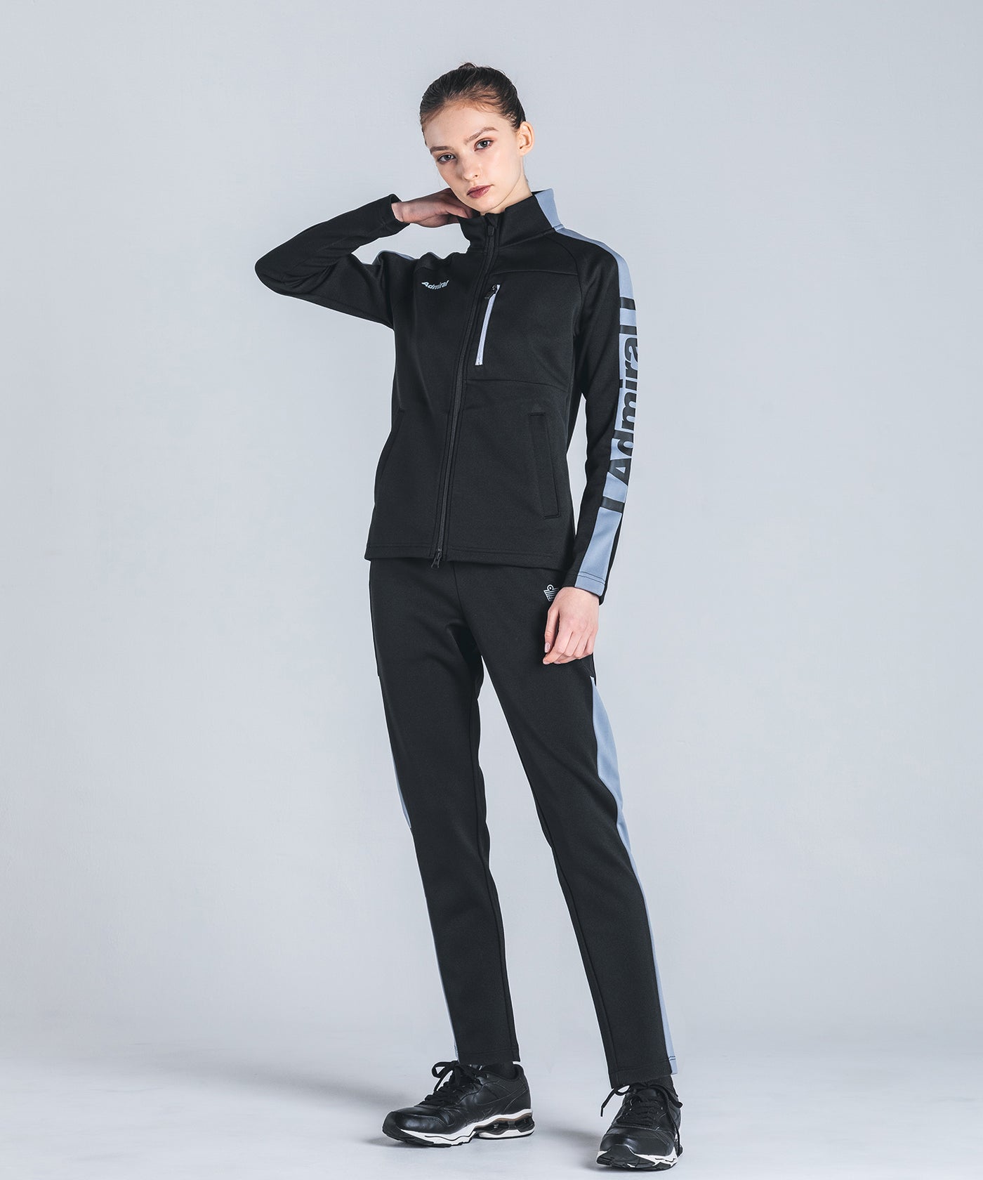 サイドラインロゴハイネックジャケット ATLA452 – ADMIRAL