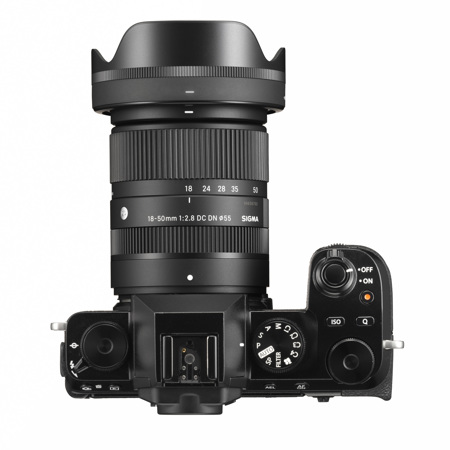 Sigma 18-50mm f/2.8 DC DN Contemporary Lens for Fujifilm X 585975