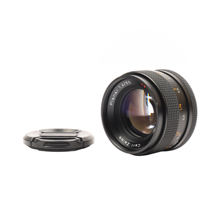 USED Carl Zeiss Planar T* 50mm f/1.4 Lens for Contax/Yashica Mount