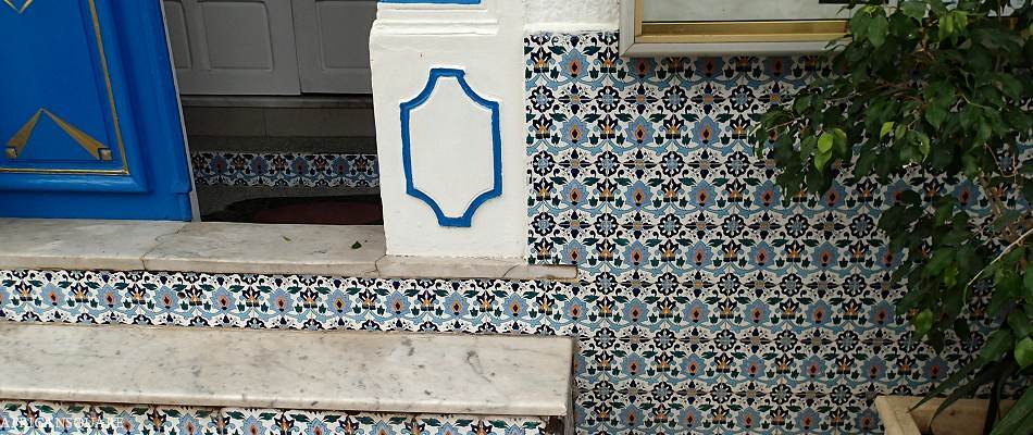 チュニジアのタイル 輸入タイル 北アフリカ モザイク モロッコ