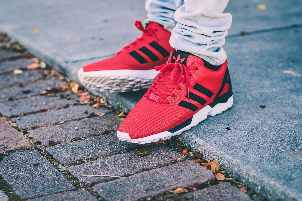 FLUX PR メンズМ レッド adidas Originals ZX FLUX Red/Black | Hypebeast