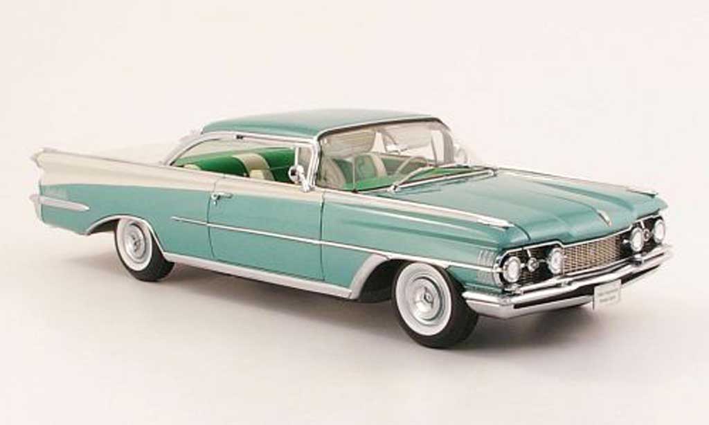 Diecast model cars Oldsmobile 98 1/18 Sun Star Convertible bronze
