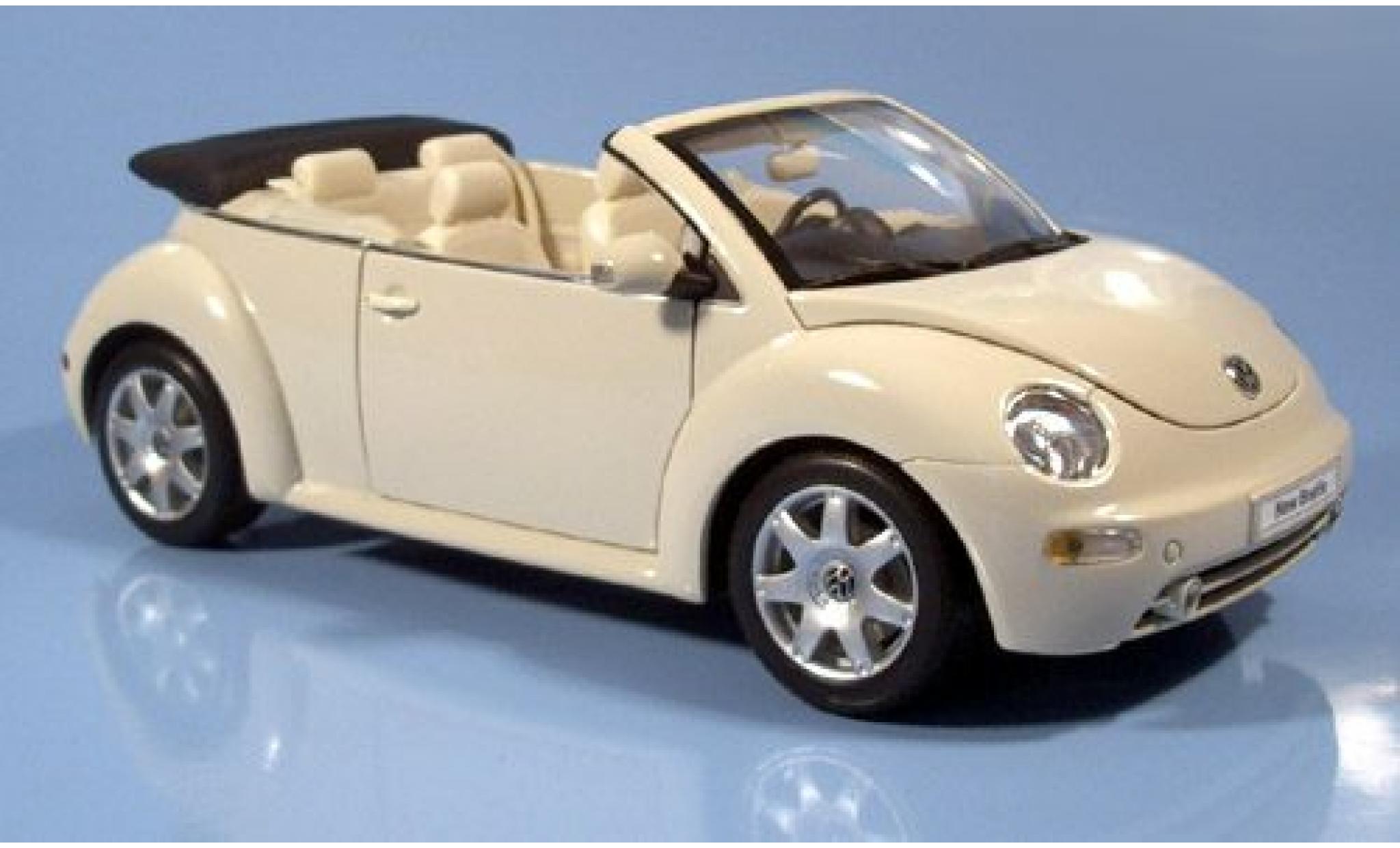 Diecast model cars Volkswagen New Beetle 1/18 Welly Cabriolet