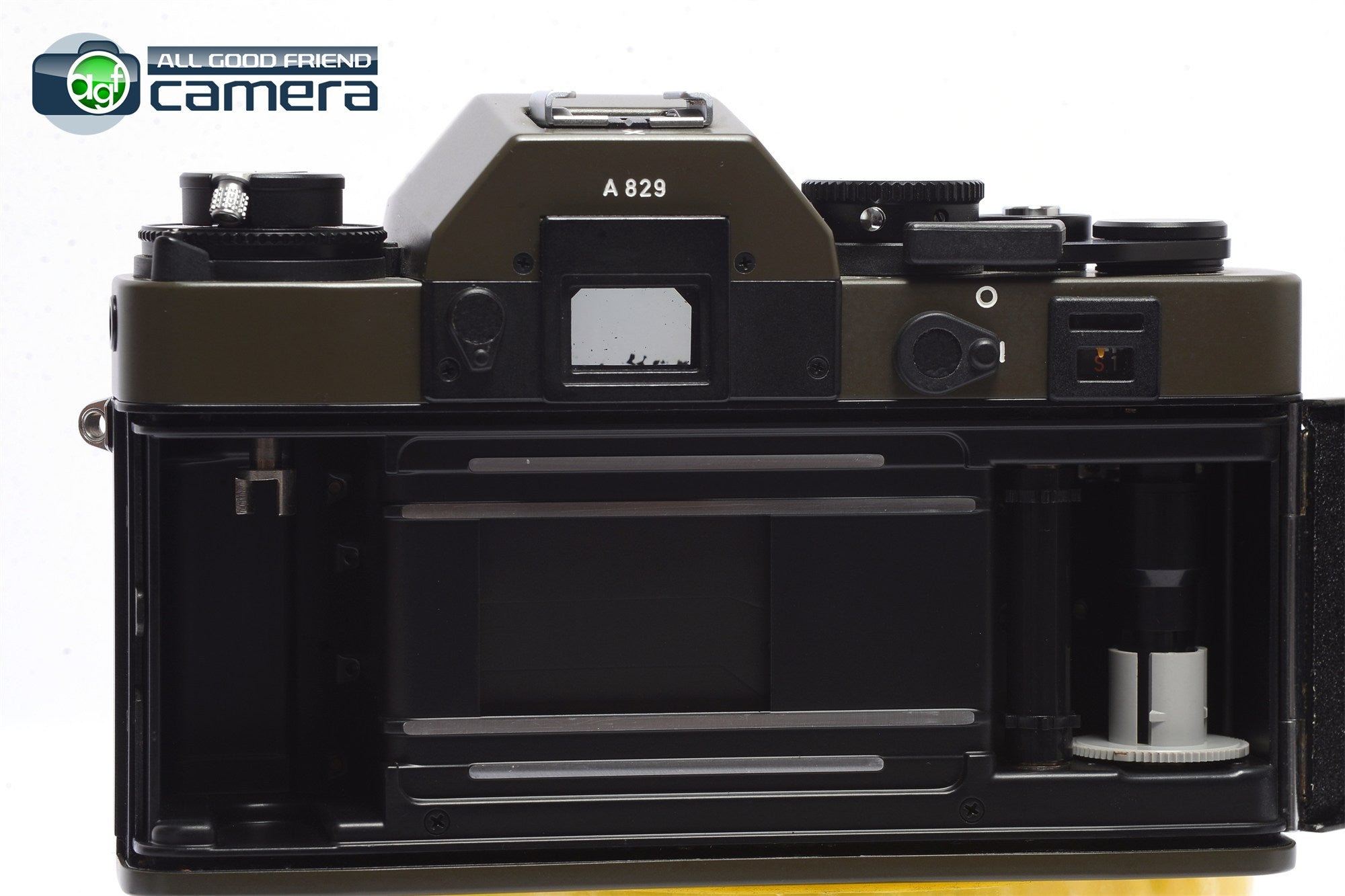 Leica R3 Electronic 'Safari' Camera + Summilux-R 50mm F/1.4 Lens