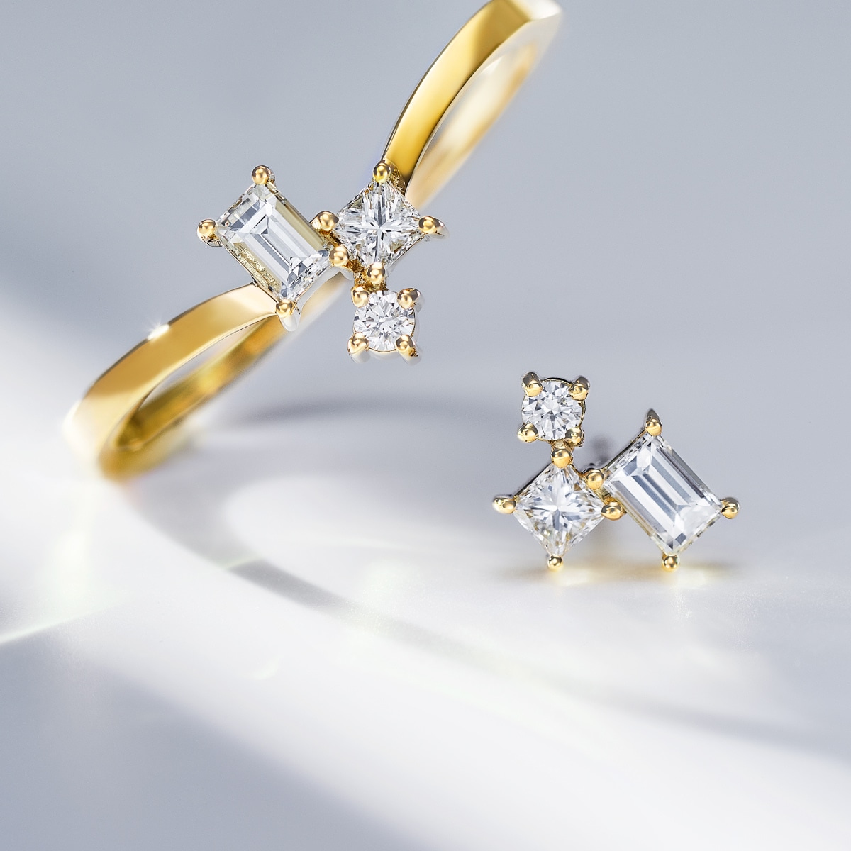 AHKAH / アーカー | 【公式】 | オフィシャルサイト