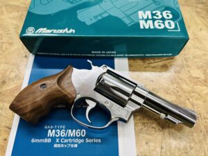 マルシン S&W M60 チーフスペシャル フィンガーチャンネル付木製