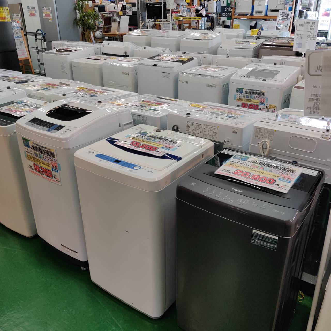 YAMADA SELECT 2024年製 5.5kg 全自動洗濯機 YWM-T55LW 販売中！ 愛品