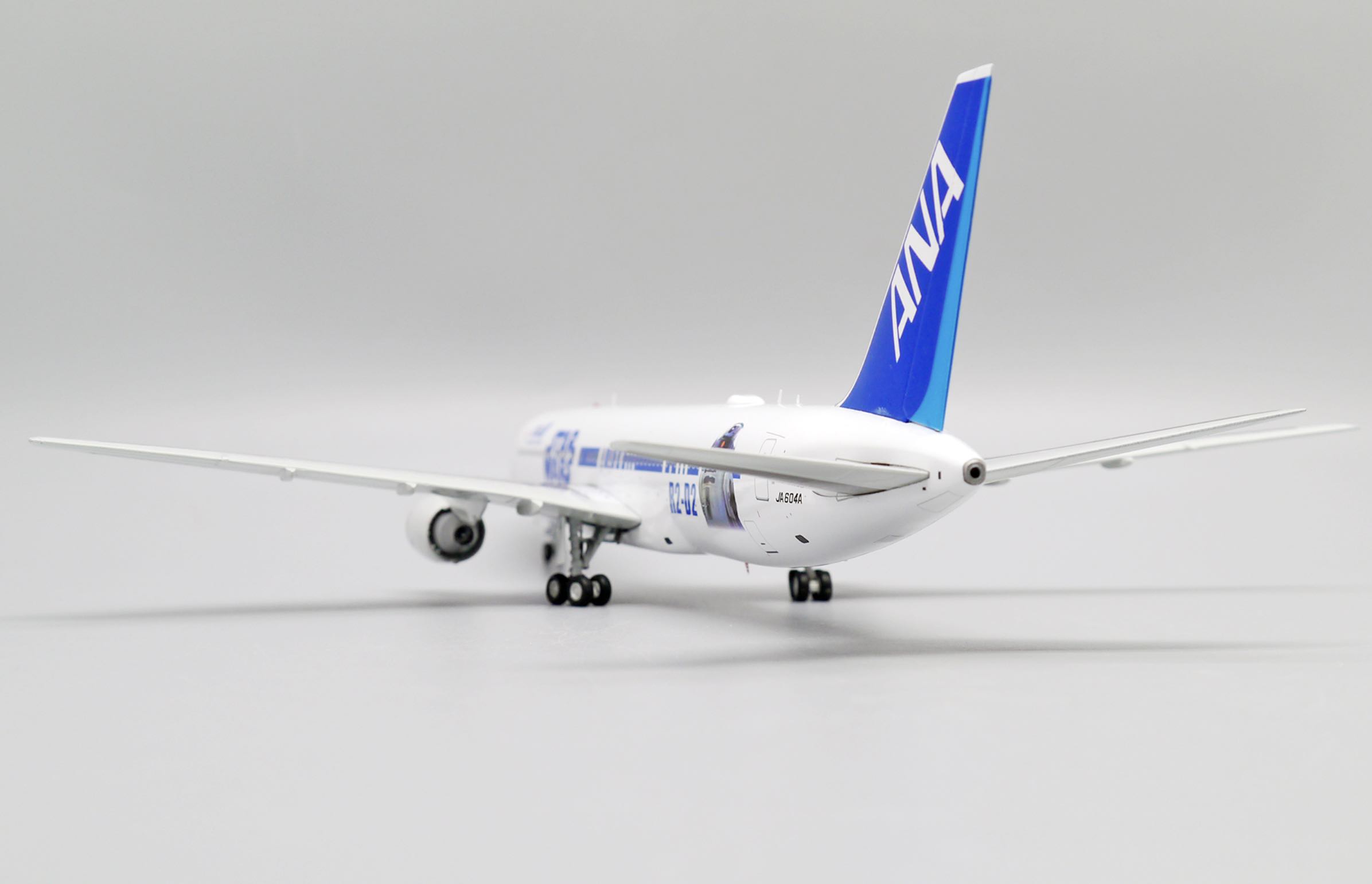 EW2763005 All Nippon Airways (ANA) B767-300(ER) “Star Wars” JA604A