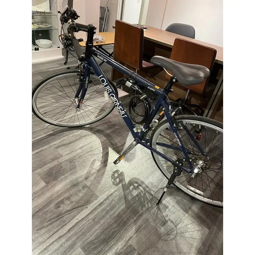 神奈川県 川崎市にて クロスバイク ルイガノ LGS-RSR4 AL6061 を店頭