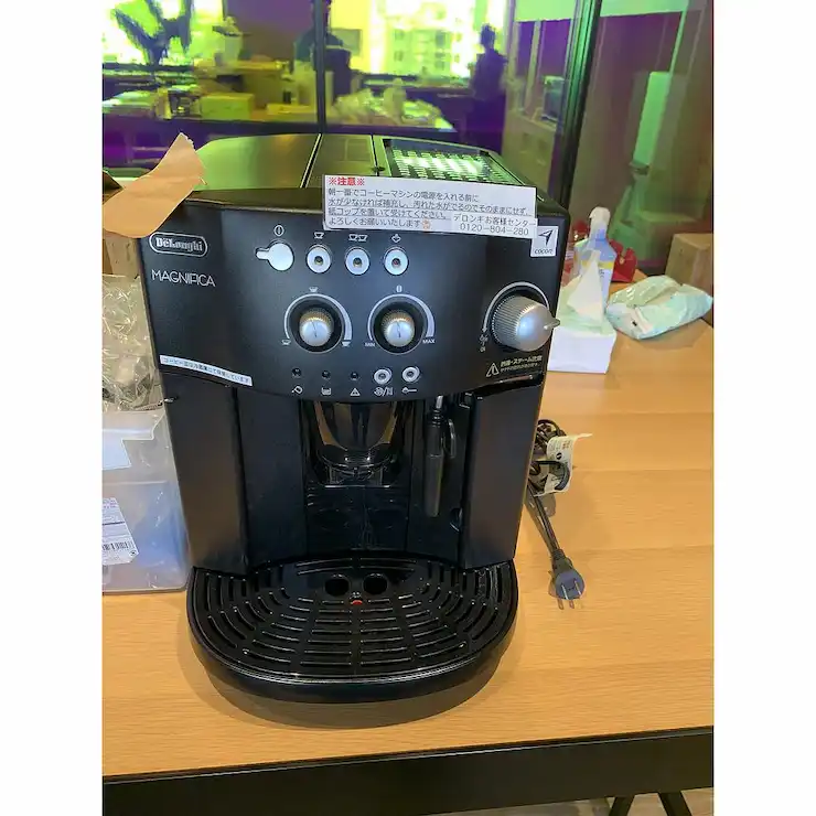 全自動コーヒーマシン デロンギ ESAM1000SJの買取価格 | リサイクル