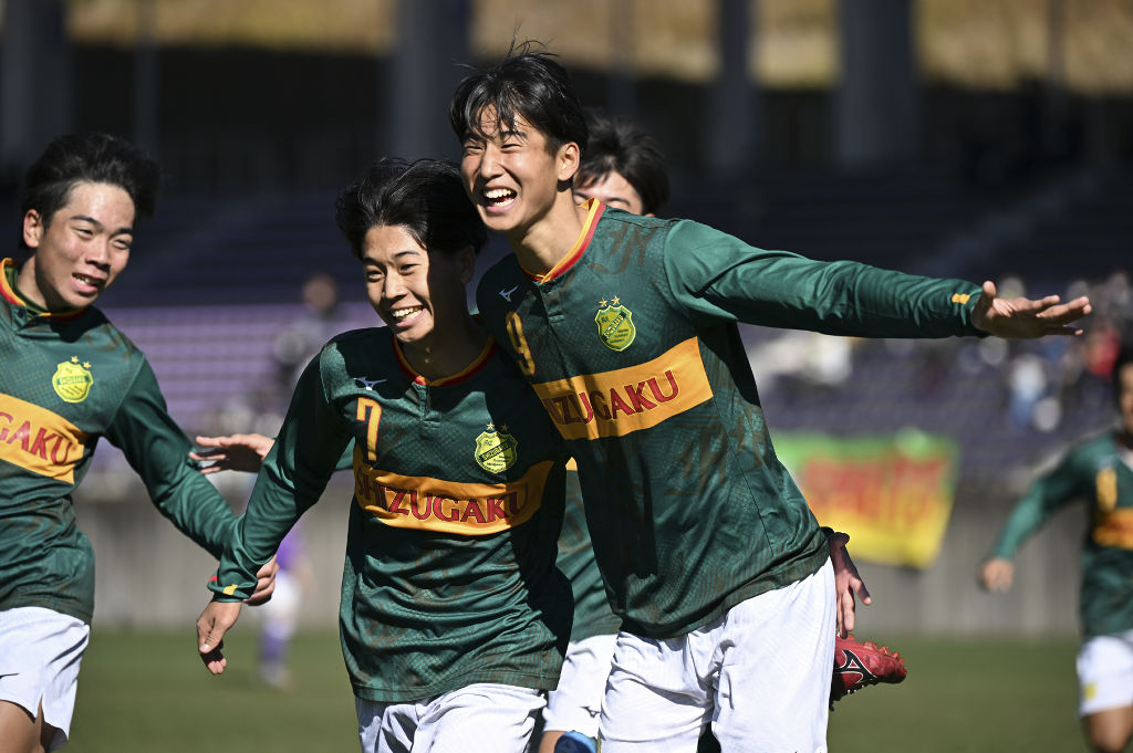 静岡学園が3連覇…｢らしさ｣発揮し3－0 藤枝東に選手権の雪辱果たす