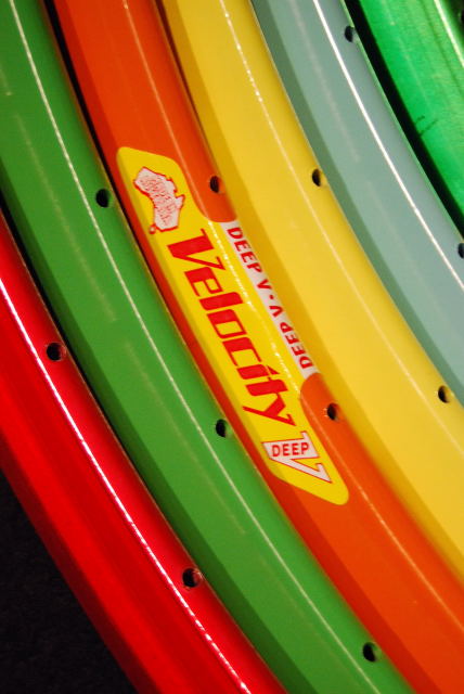 Velocity DEEP-V 700c All Color ホイール