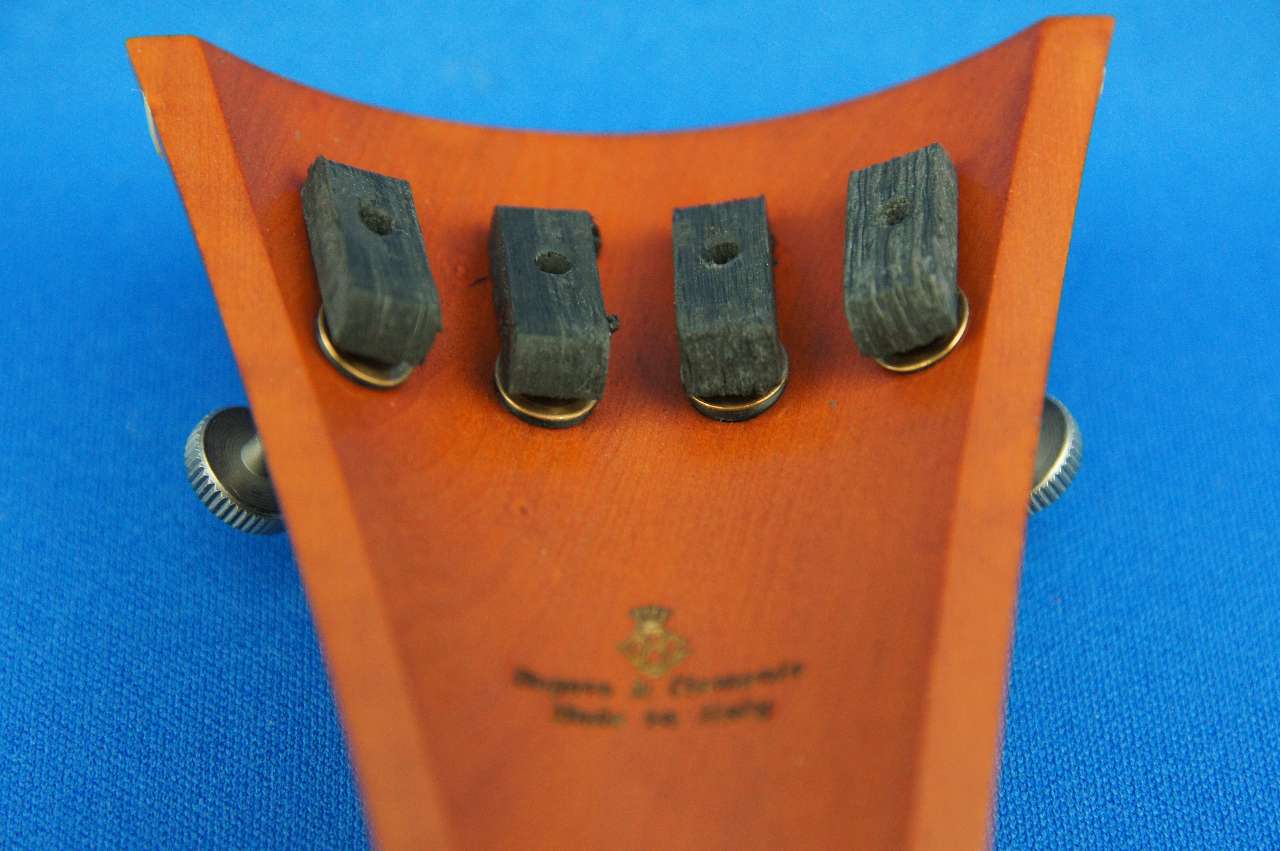 ボガーロ＆クレメンテ製アジャスター組込チェロテールピース ツゲ