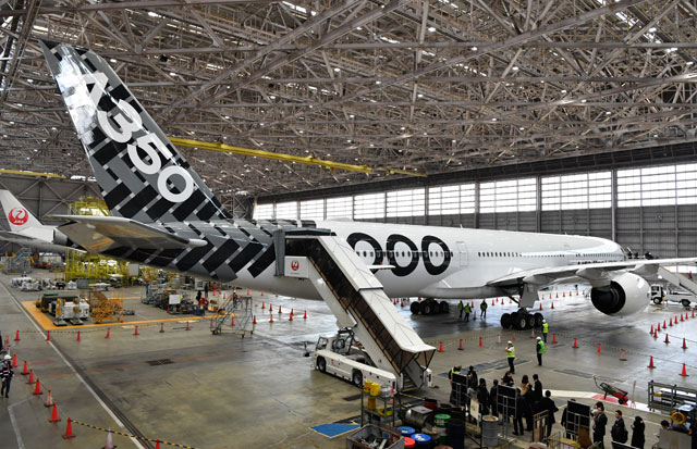 エアバスとJAL、A350-1000お披露目 植木社長「長距離国際線の後継機」