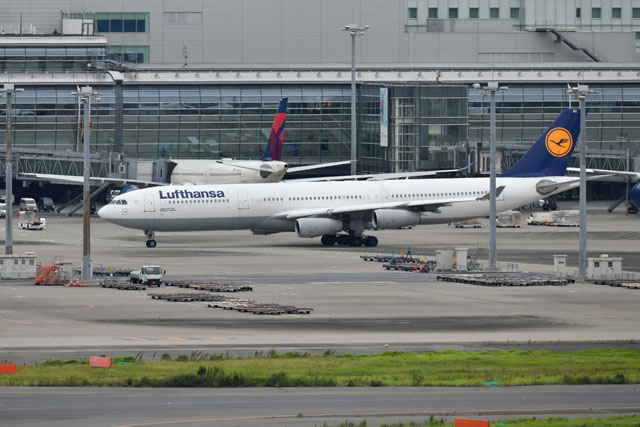 ルフトハンザ、羽田－フランクフルト線にA340-300 747-8から小型化