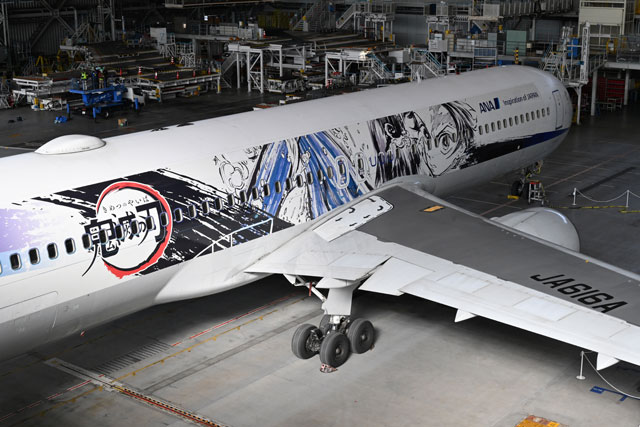 ANA、鬼滅の刃じぇっと公開 31日定期便就航、前日に遊覧チャーター