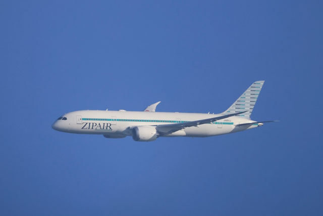 ZIPAIR、7号機が早朝の成田到着 初便は8/14ホノルル行き