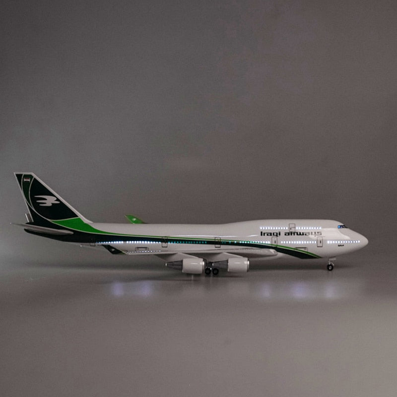Iraq Airways Boeing 747 Airplane Model (1/160 Scale - 47CM