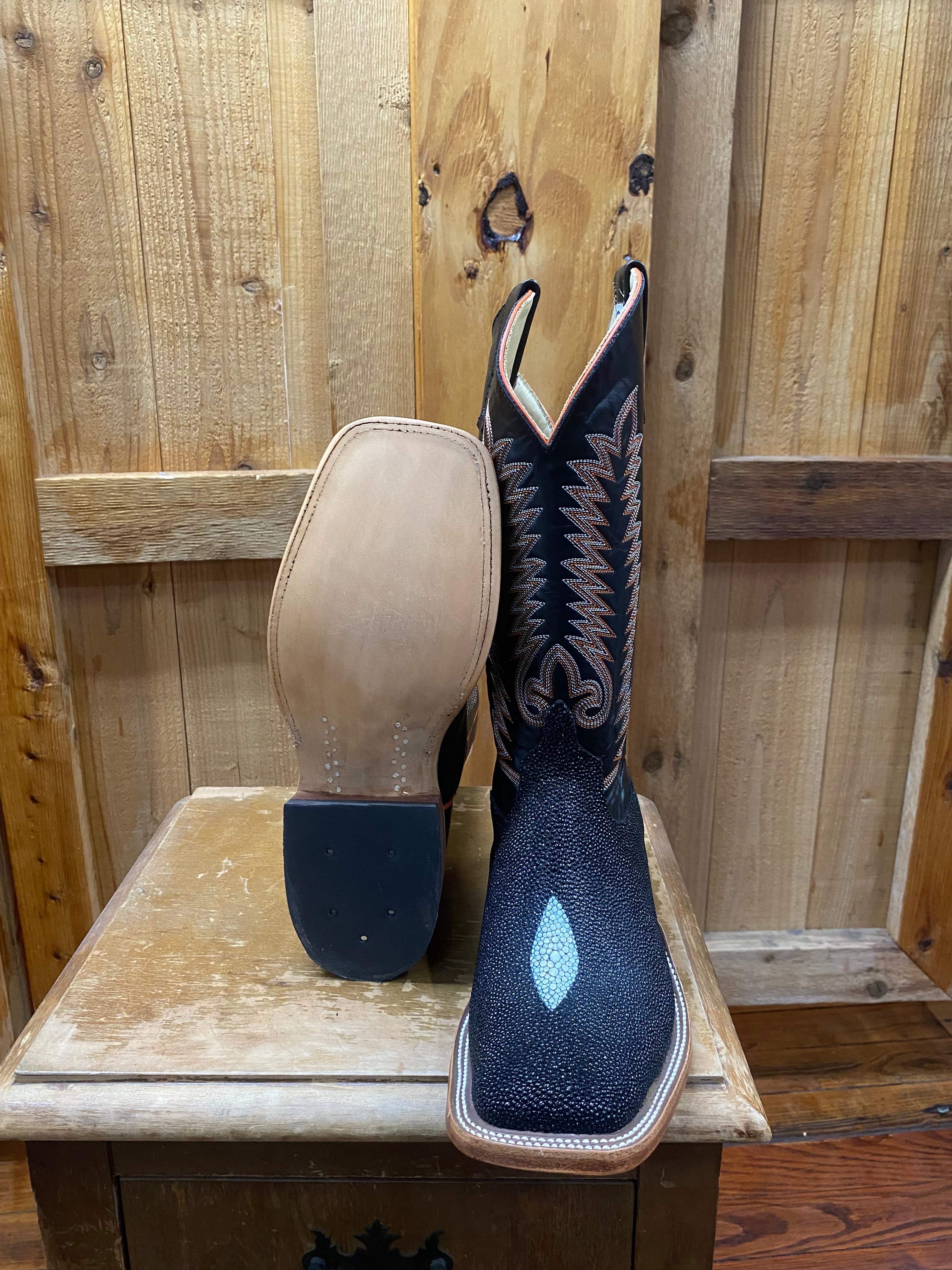 328727 STINGRAY – AV RANCH