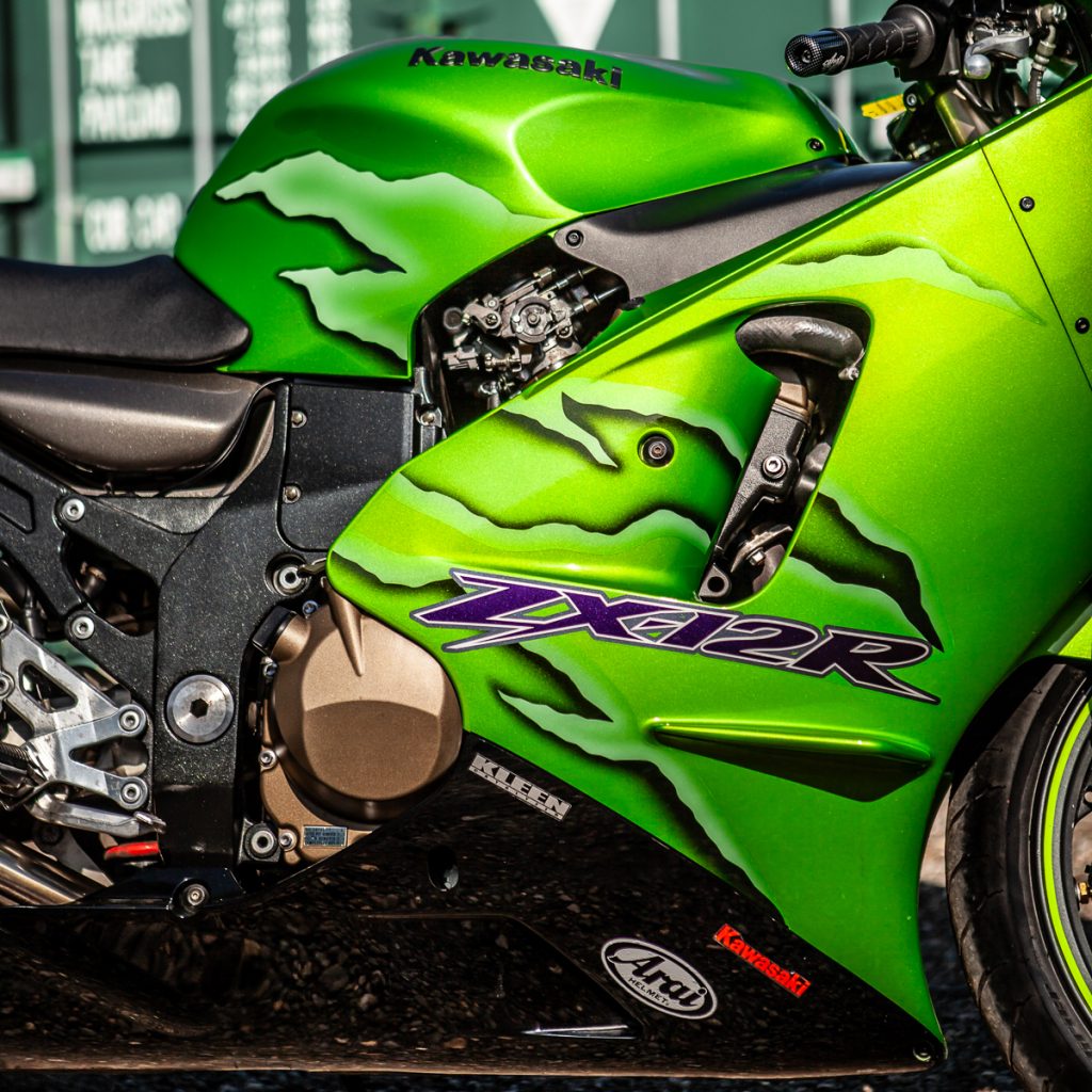 Kawasaki ZX-12R Ninja - Apex 66