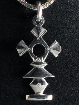 トゥアレグクロスセット(21種)<アフリカのシルバーアクセサリー