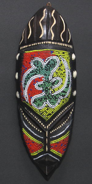 ビーズマスク<アフリカの仮面(木彫り)：アフリカ雑貨アザライ