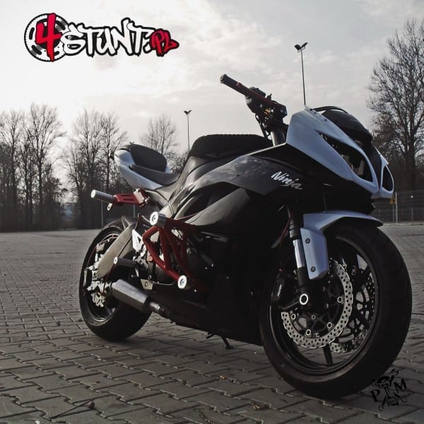 ZX-6R(09-12)用4Stunt製スタントケージ｜AxxL