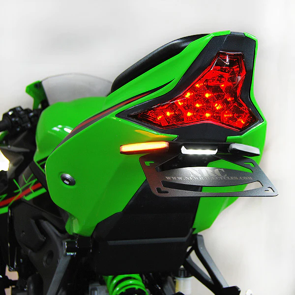 NRC製 ZX-4R 用ウインカー付属フェンダーレス｜AxxL