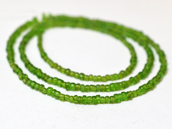 東南アジア小粒ビーズ カテゴリ商品一覧｜アンティークビーズ、とんぼ