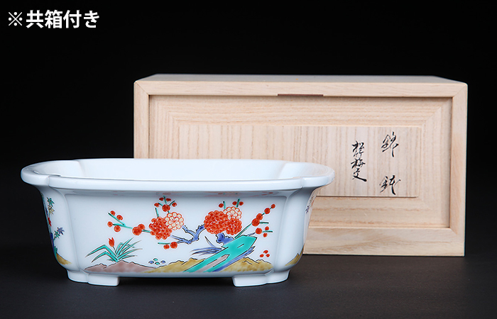 十五代柿右衛門色絵松竹梅外縁木瓜式鉢 | 盆栽、盆栽書籍、盆栽鉢の