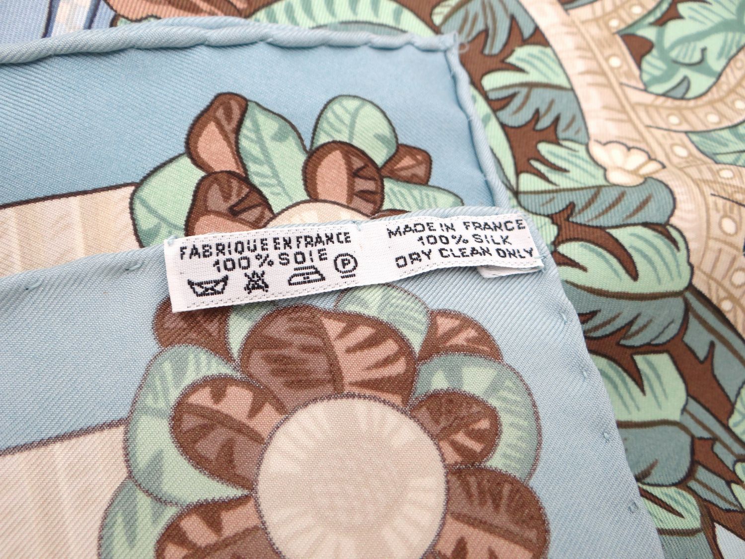 HERMES エルメス カレ90 ARMETS PANACHE 羽飾りの兜 シルク100