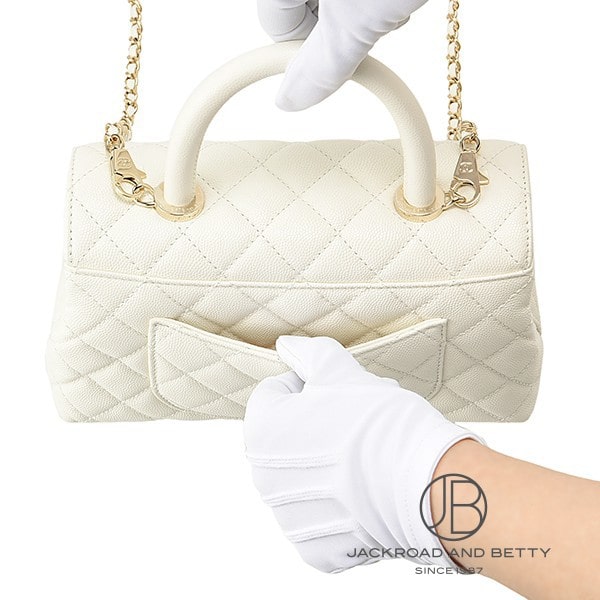 マトラッセ ココハンドル 24 トップハンドル フラップ バッグ ホワイト