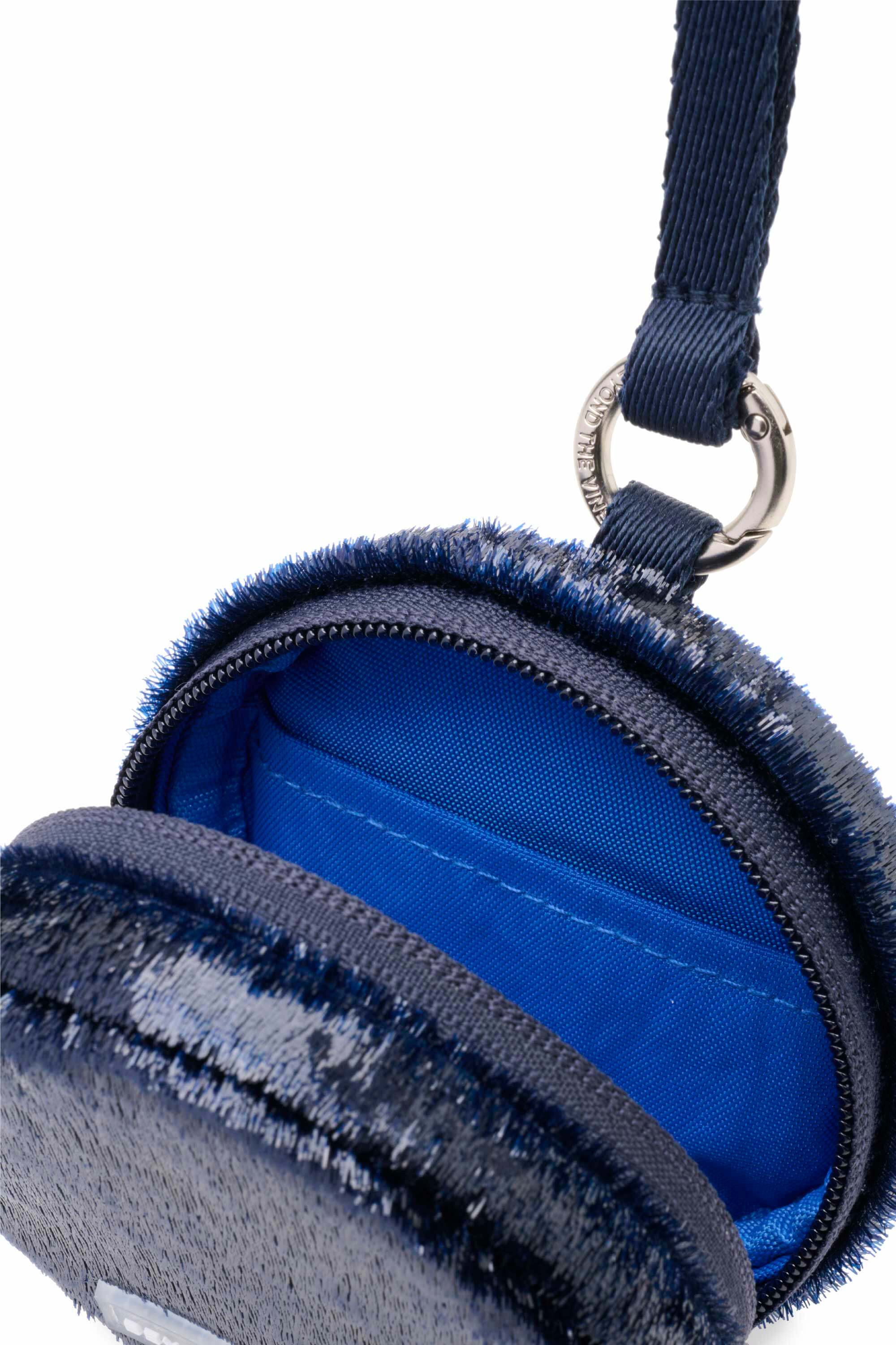 ホリデーラウンドポーチ | Beyond The Vines – Beyond The Vines Japan