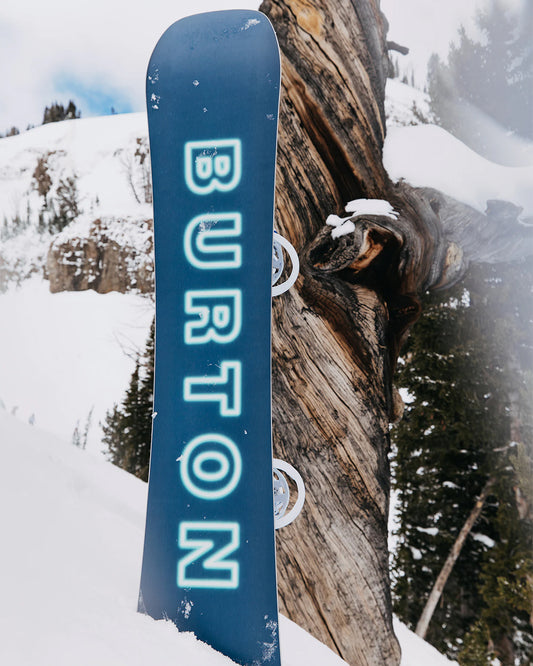 Burton Custom Camber Glow 2026 Snowboard | Behind The Pines