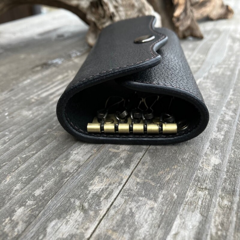 BELL'S SQUARE（ベルズスクエア） …【ツキノワグマレザー】熊革キー