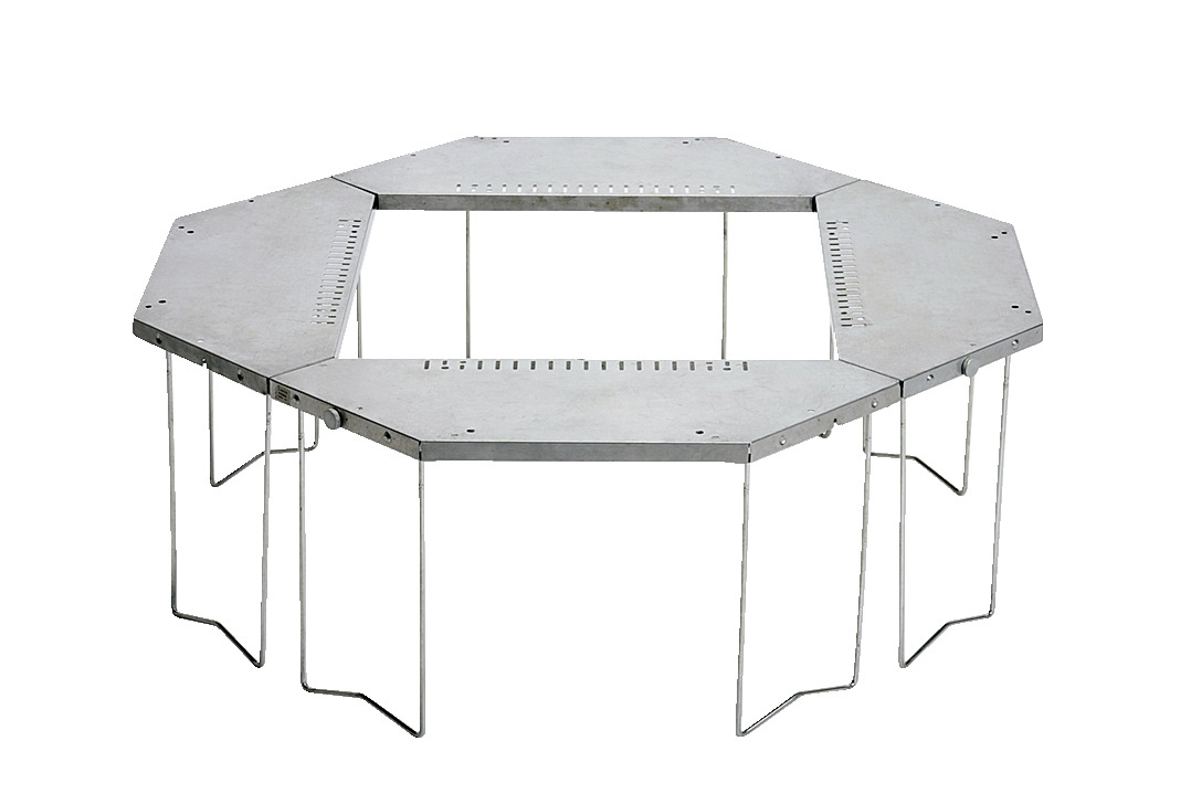 Snow Peak (スノーピーク) ／ ジカロテーブル | 道具・ギア 【BE-PAL