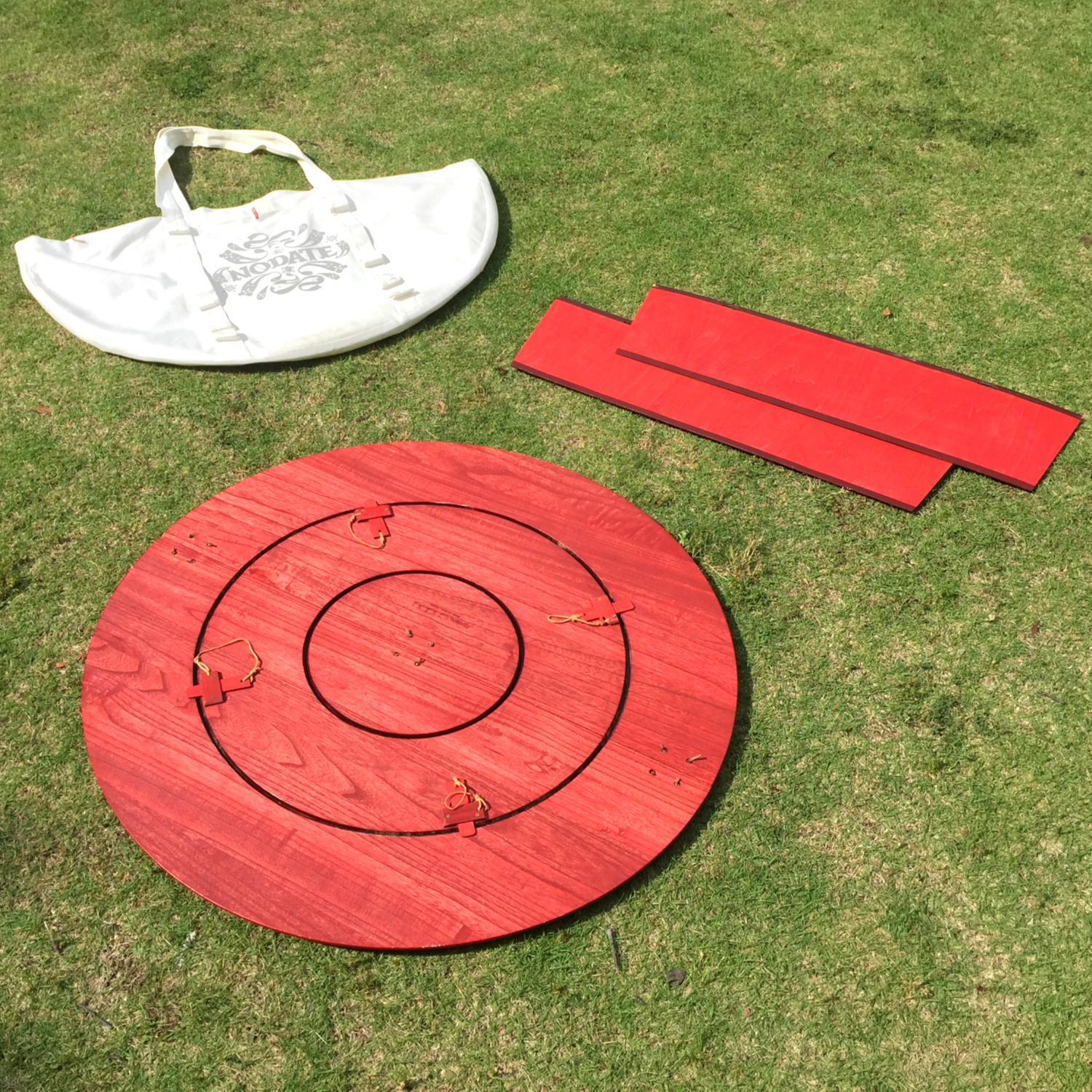 持ち運べるちゃぶ台！？自然素材のアウトドアテーブル「NODATE chabu