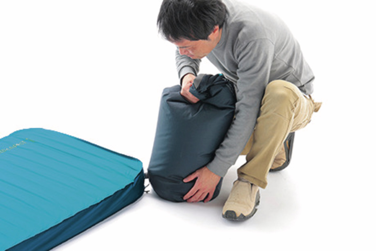 THERMA REST（サーマレスト）／モンドキング3D L | 道具・ギア 【BE