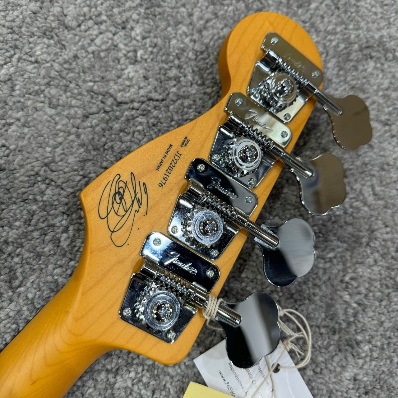 Fender Japan Scandal Tomomi J Bass RW CLEAR FRD 簽名款電貝斯| 反拍樂器