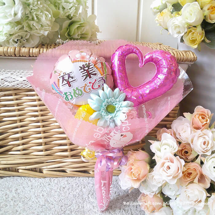 ☆卒業・卒園専用☆かわいい♪ ミクロハートのプチサイズブーケ□卒業