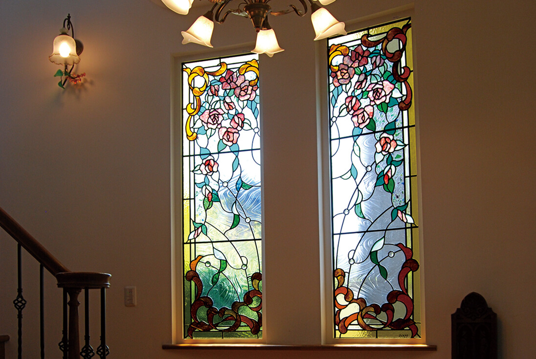 バラ・ブドウのデザイン-002「ヴィクトリアン様式のバラ」| ステンド