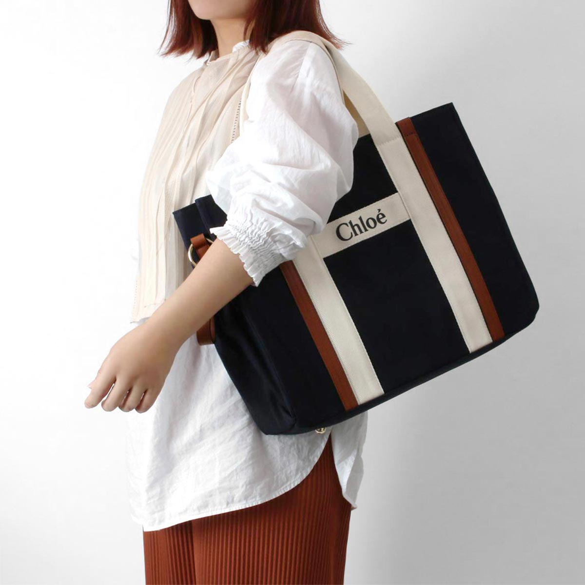 クロエ マザーズバッグ/トートバッグ/ショルダーバッグ バッグ