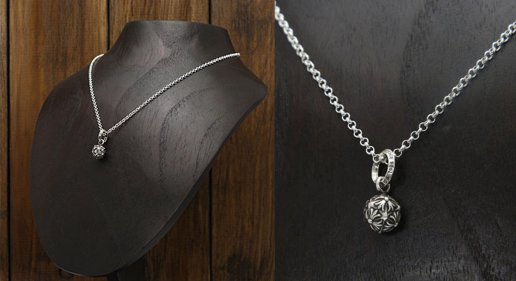 クロムハーツピラミッドプラスボールチャーム|クロムハーツ通販専門店