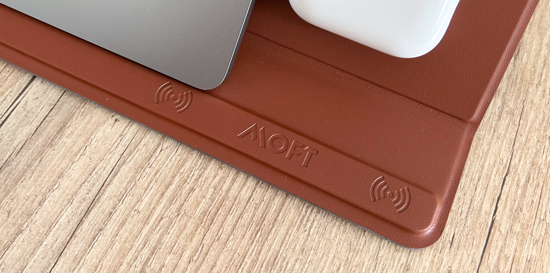 Hands-On: Moft Smart Desk Mat Brings Sleek Looks To Your On-The-Go