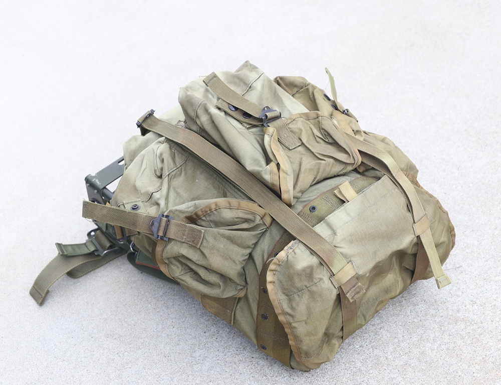 米軍アリスパックM(LC-1フィールドパック ミディアム)ODフレーム付
