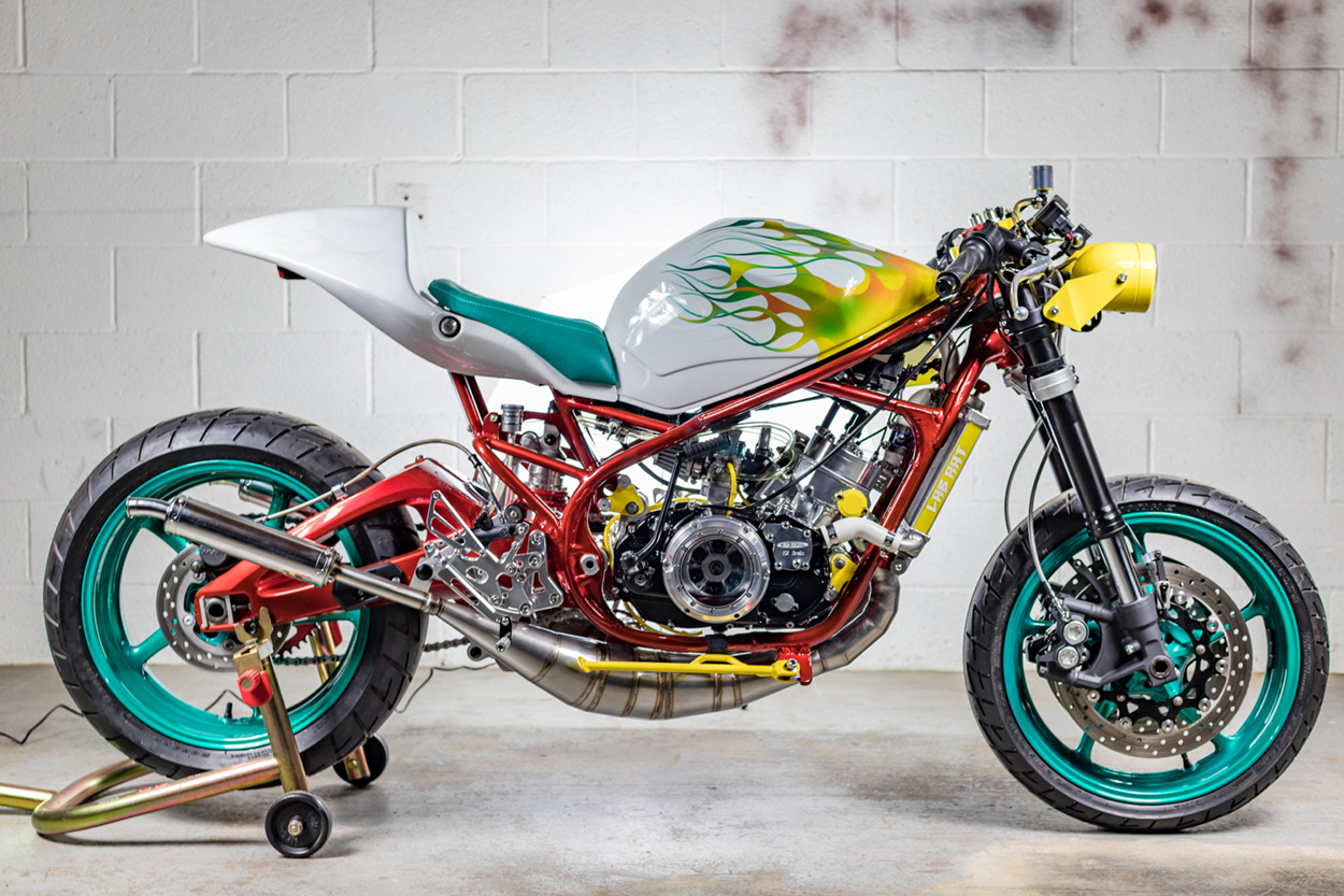 Yamaha RZ350 “Lab Rat” by Swinndustries – BikeBound