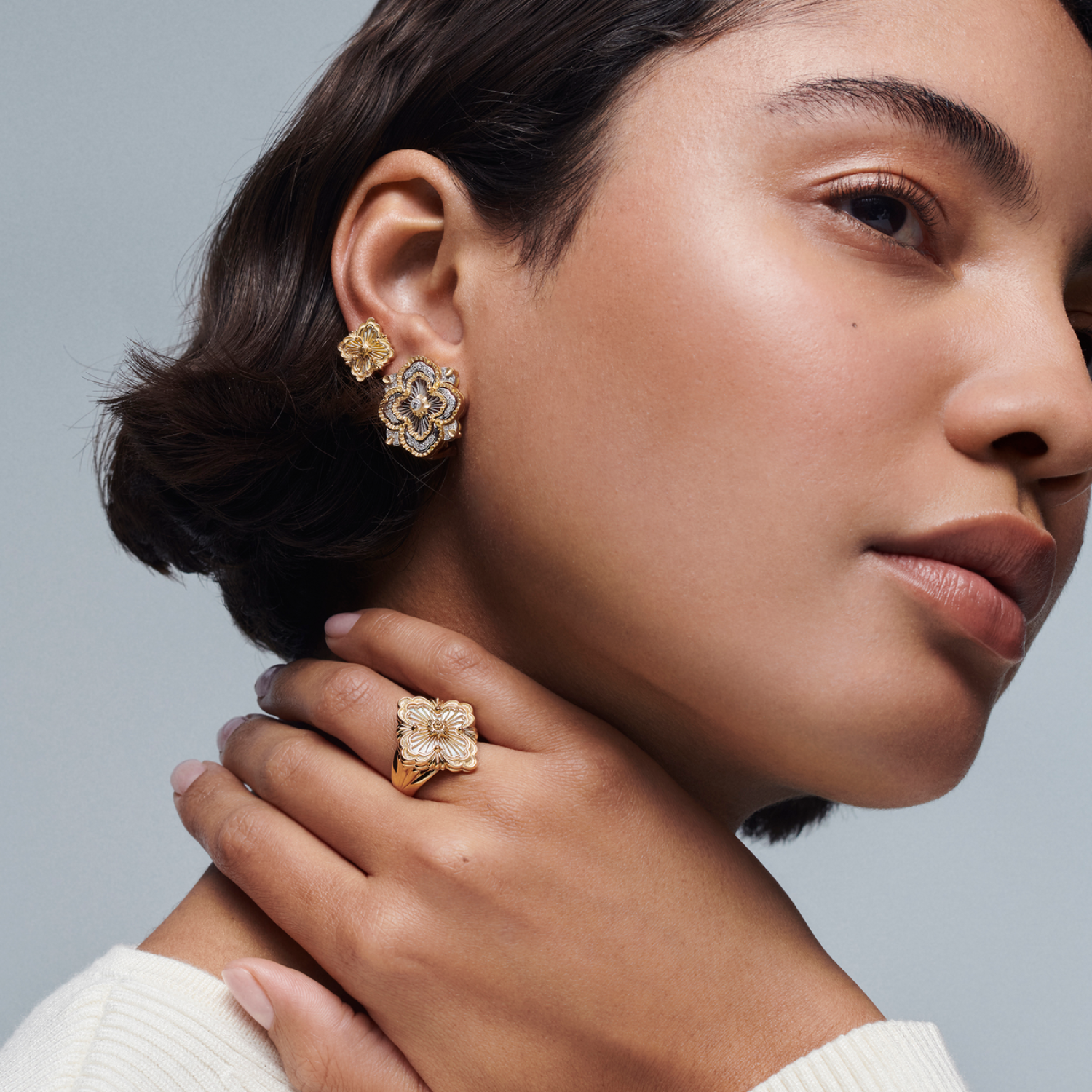 マザーオブパール付き オペラ チュール イエローゴールド リング