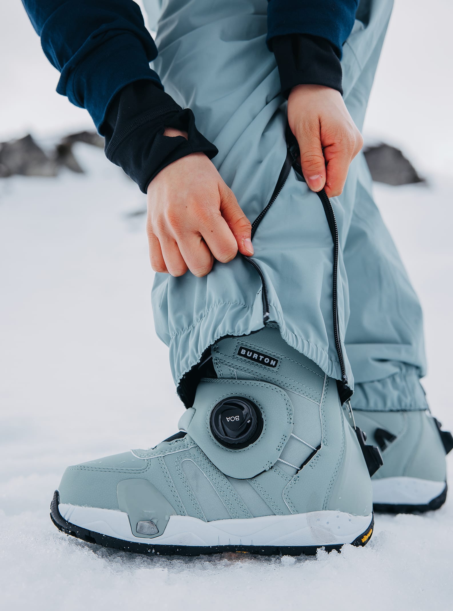 Burton Futuretrust 2L Bib Pants | Winter Outerwear | Burton.com