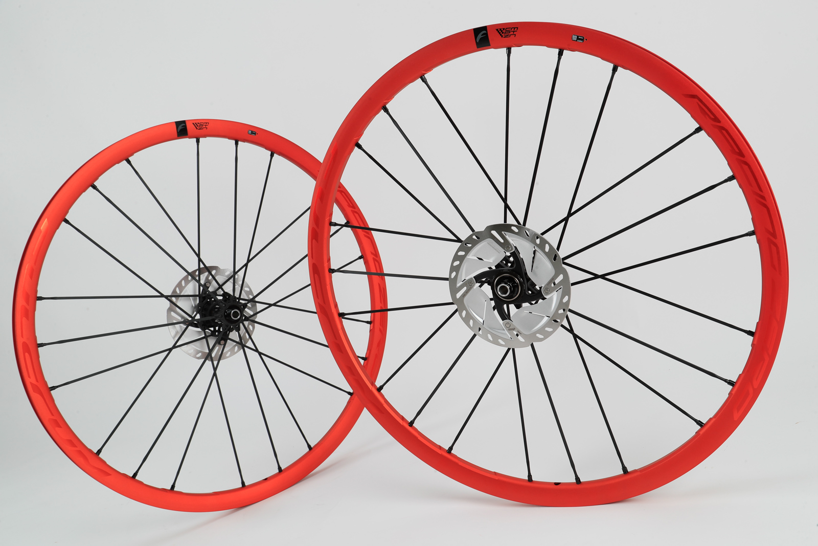 FULCRUM RACING ZERO CMPTZN DB CUSTOM BlackSpoke 日本限定カラー