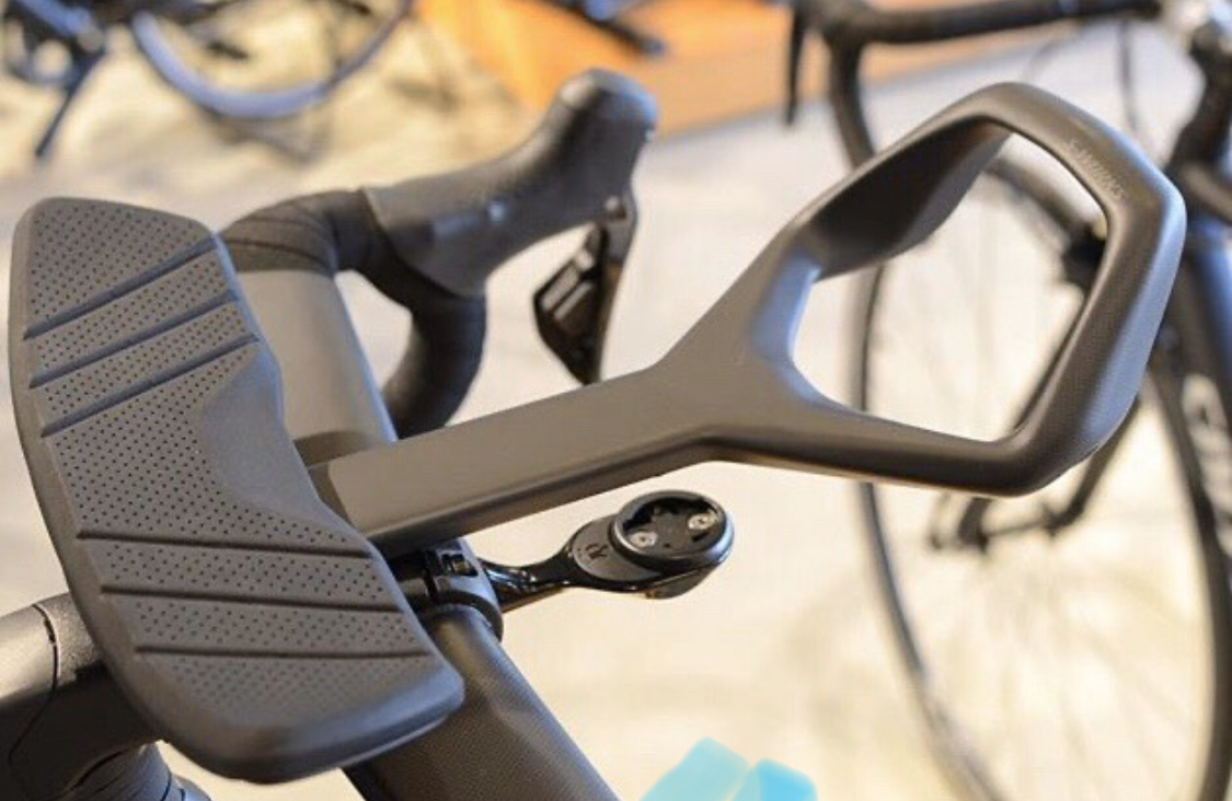 空力最強VENGEをトライアスロンやTTにも!!専用エアロバー入荷 | BRENDA